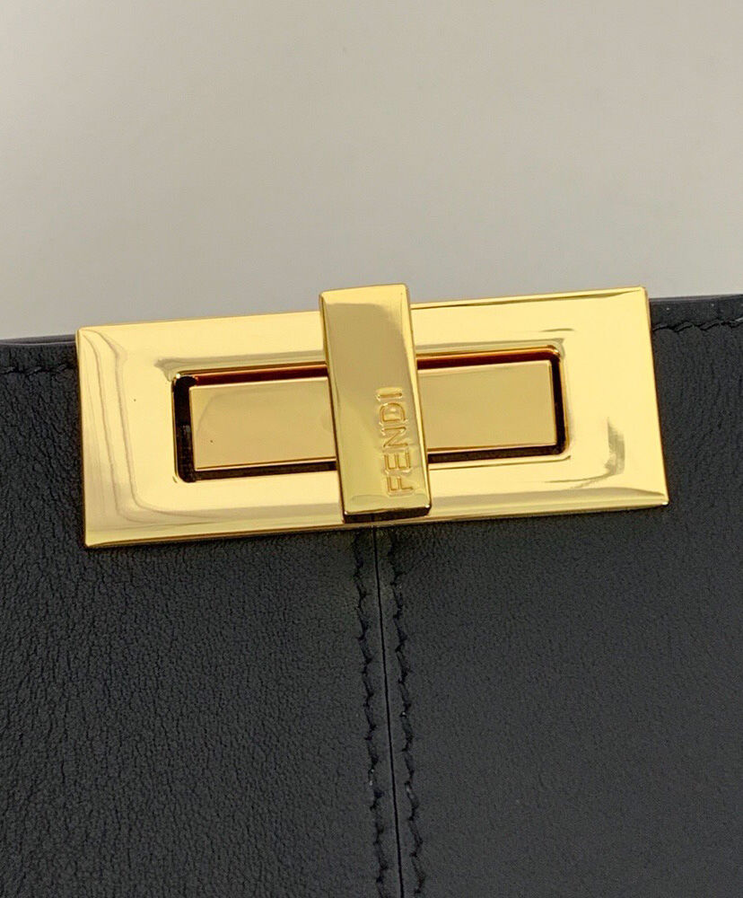 Fendi Peekaboo X lite Large Handbag 8BN304 Black